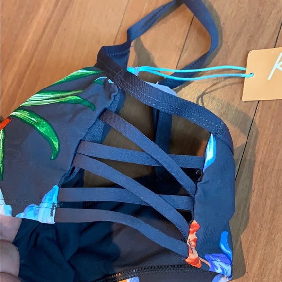 Kona Sol flowered bikini top - Picture 4 of 5